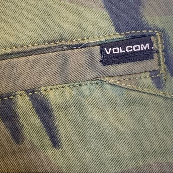 Volcom Camo Flat Front Short Vmonty Stretch 22  Size 28 - Picture 6 of 13
